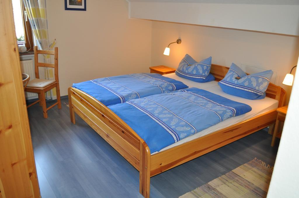 Pension Jonas Baar  Zimmer foto